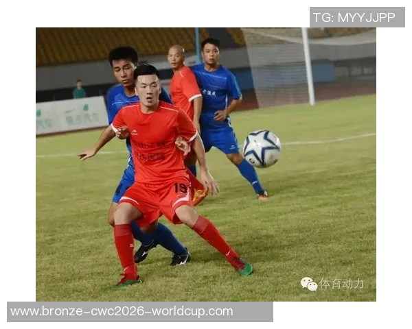 谢楠足球火热引发全民关注球迷热情高涨赛事精彩不断 谢楠足球火热引发全民关注球迷热情高涨赛事精彩不断